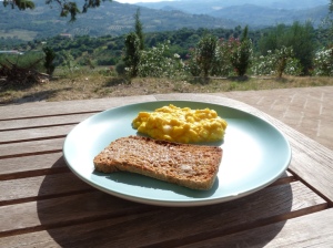 And the same, freshly scrambled and eaten on the terrace. Not a bad start to a Sunday. Even if we had to rise at 6.30 to enjoy it!